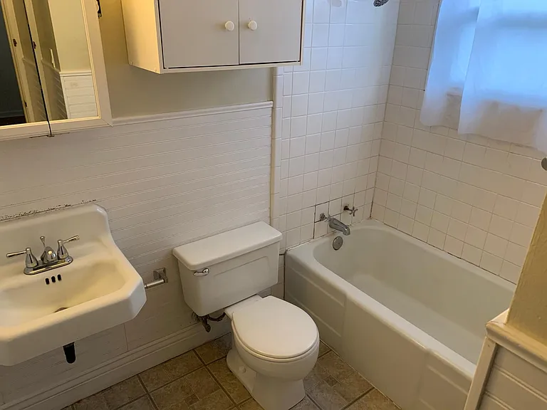787 N 800 E — Photo 8