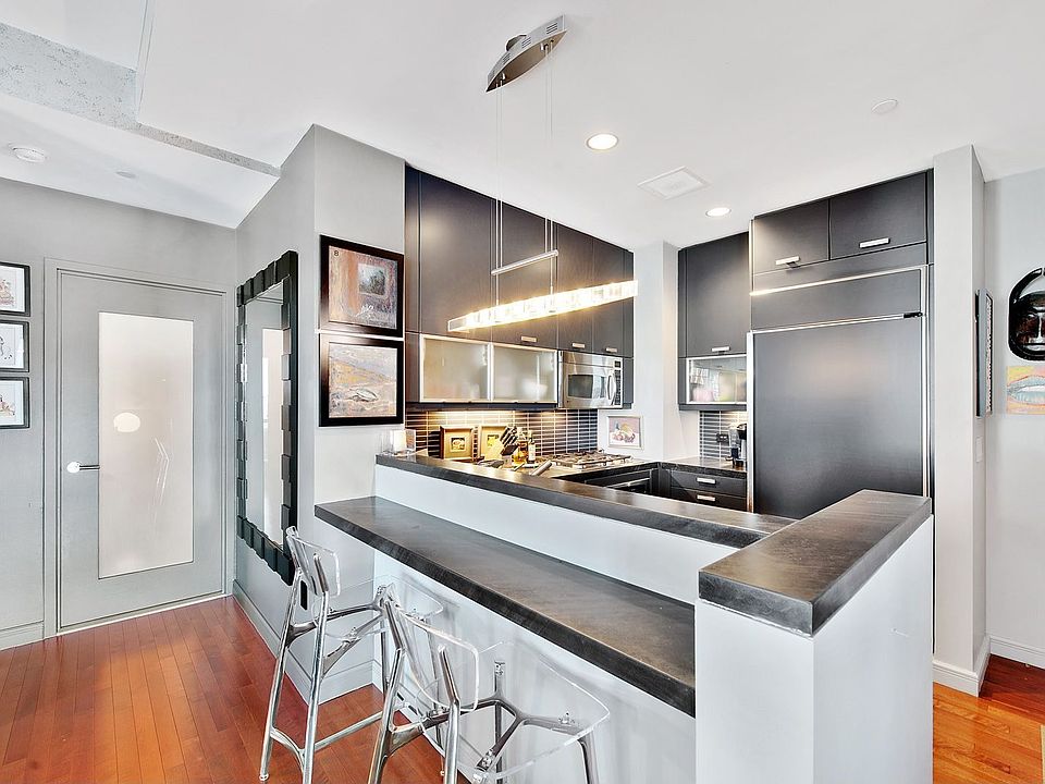 1st image of 101 W 24th St APT 18A