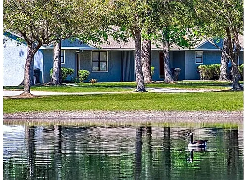 Country Lakes Apartments Photo 1 Country Lakes Apartments Photo 1