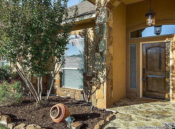 2nd image of 222 Sandpiper Ln