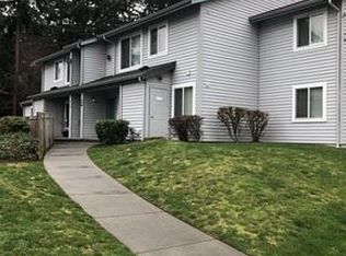 65 NW Crosby Ave APT B103, Oak Harbor, WA 98277