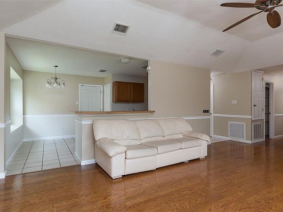 5th image of 5513 Sugar Creek Dr