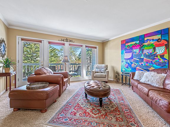 2nd image of 493 Lori Ln
