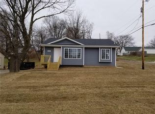 7111 SW 16th St, Des Moines, IA 50315