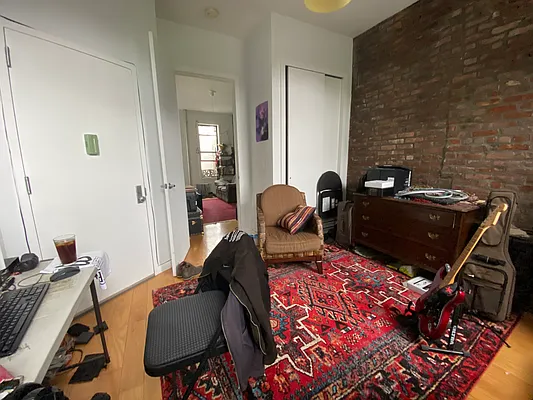 Rented by Compass | media 11