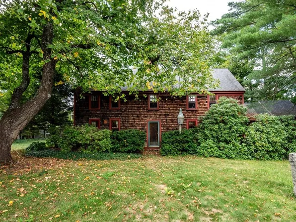 55 Middle Road, Brentwood, NH 03833