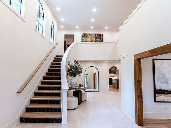 4th image of 5332 General Forrest Ct