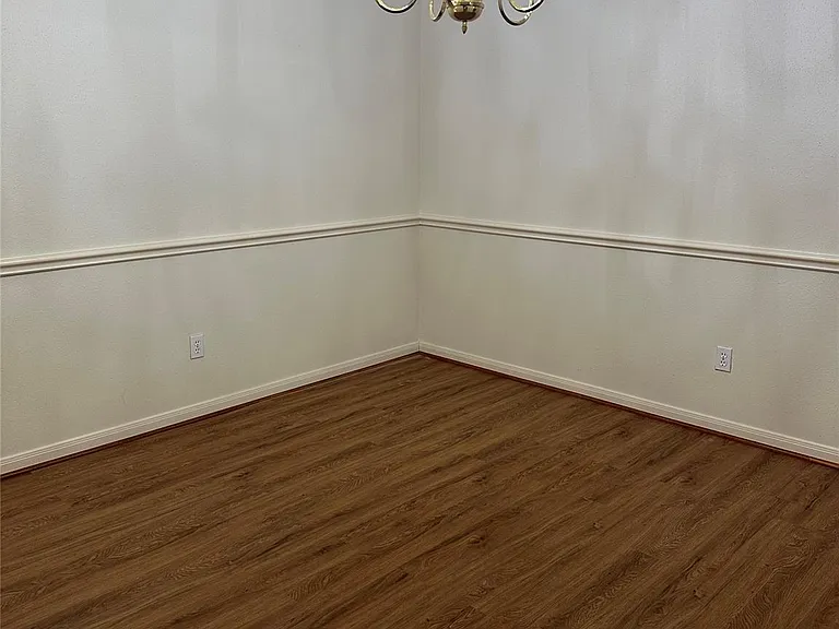 914 W Peach Hollow Cir — Photo 32