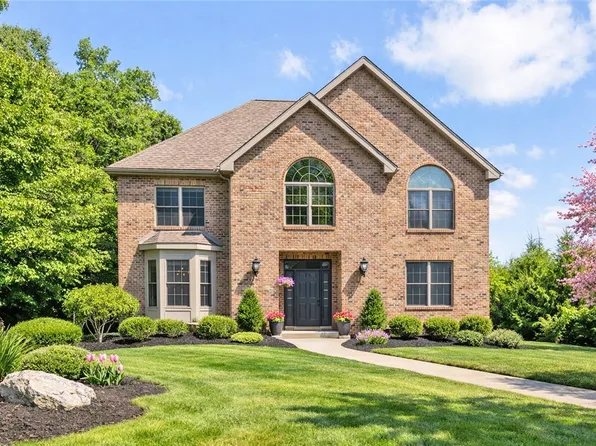 127 Breezewood Dr, Venetia, PA 15367