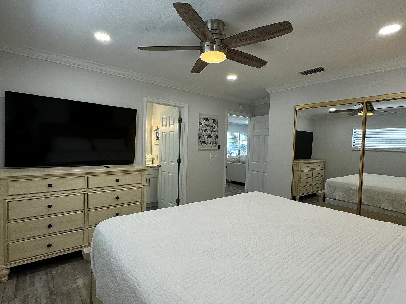 4 bed, 1650 sqft, $4,200 — Photo 4
