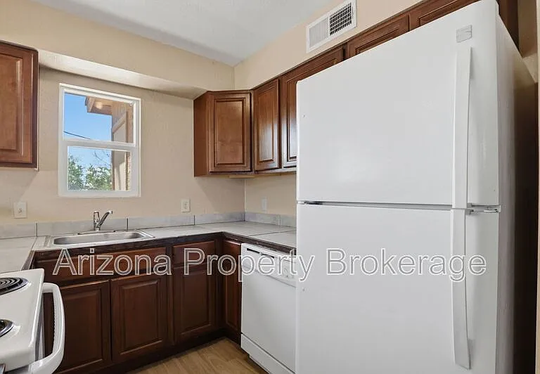 607 W Rio Salado Pkwy #205 — Photo 15