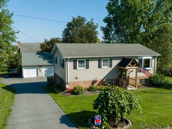 59 Belmar Cir, Dallastown, PA 17313