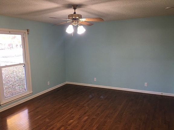 4th image of 114 Bland Dr