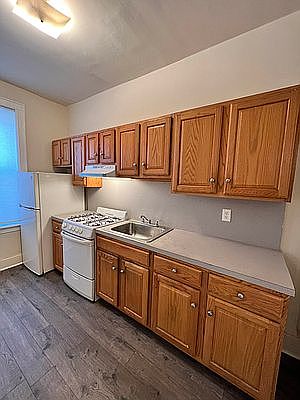1st image of 5606 Avenue N #2