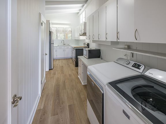 3rd image of 335 Ilihau St