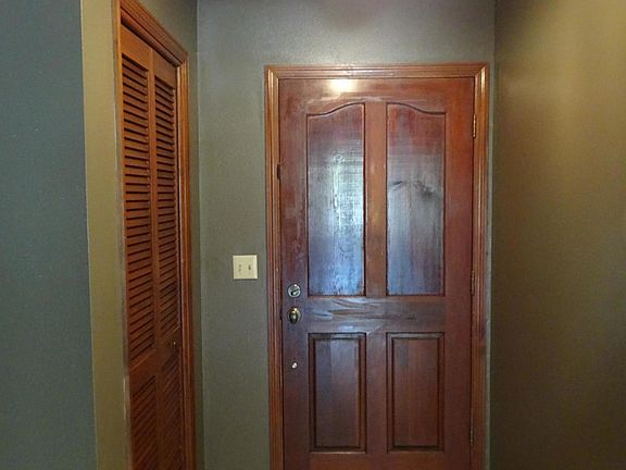 3rd image of 6256 Whispering Ln