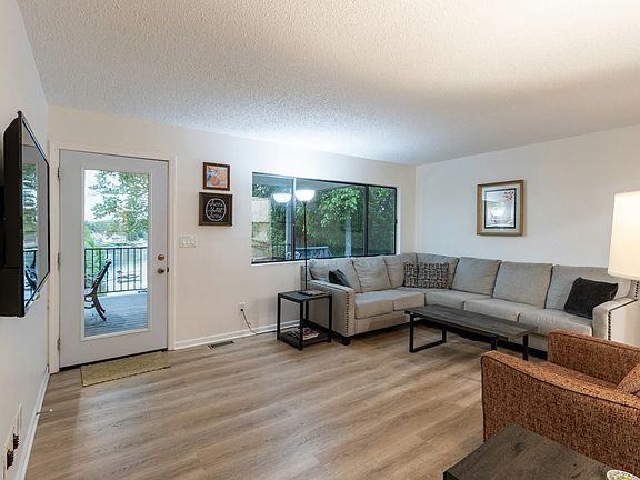5th image of 68 Klamm Park Ln
