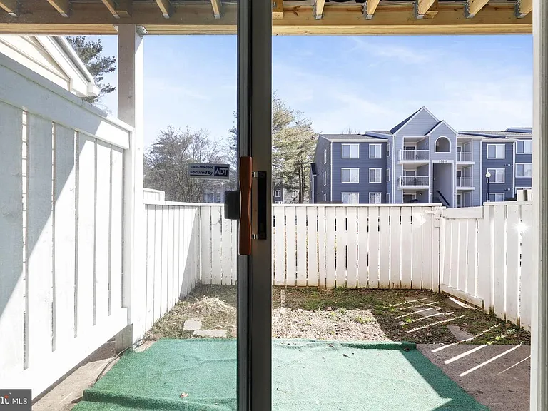20218 Halethorpe Ln #215 — Photo 21