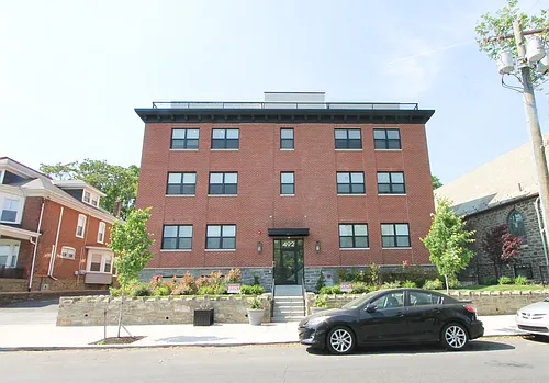 492 Roxborough Ave Photo 1
