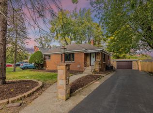 3250 S Schultz Dr, Lansing, IL 60438