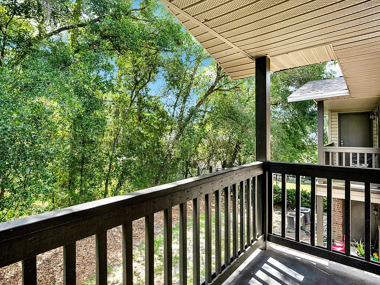 Locale Orange City (formally Whispering Oaks) — Photo 21