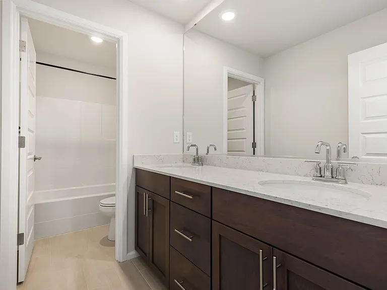 21112 42nd Dr SE — Photo 17