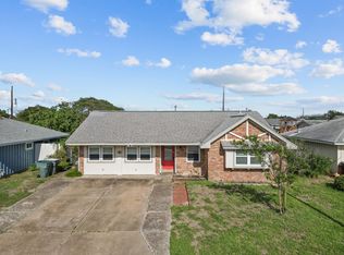 3320 80th St, Galveston, TX 77551