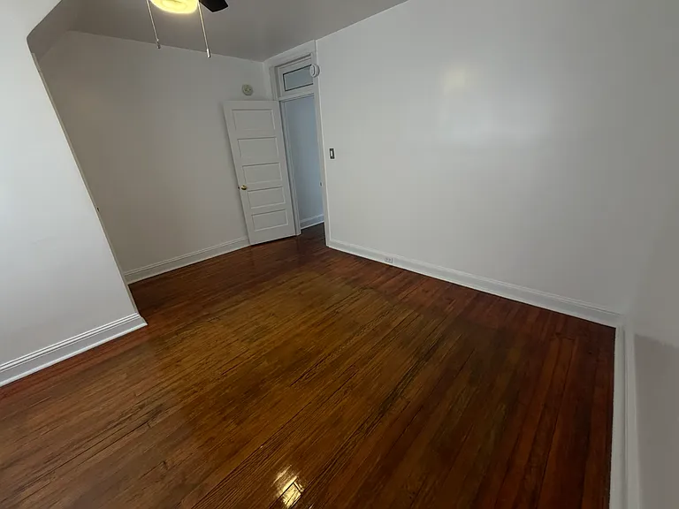 1535 Willow St — Photo 15