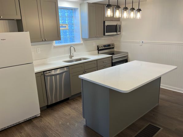 2051 Hewitt Ave APT 1