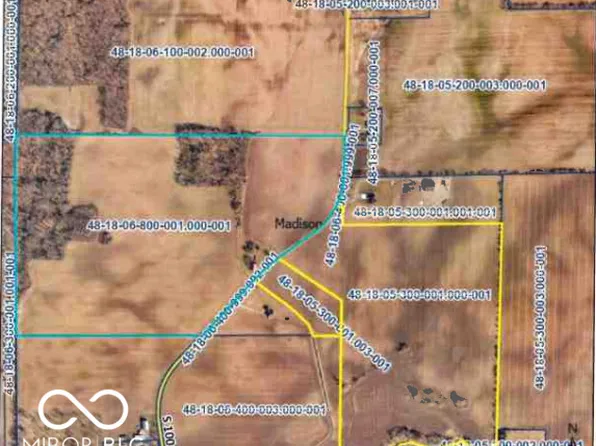 1100 S 100 E, Markleville, IN 46056