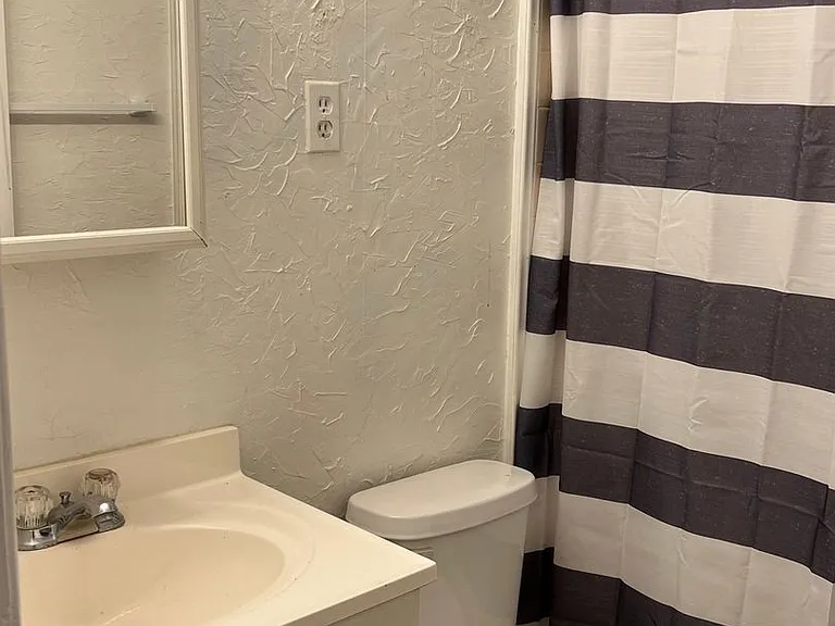 818 Willow Dr — Photo 12