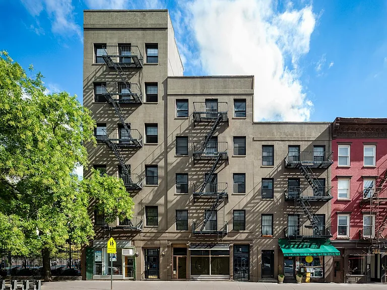30 Greenwich Ave #6B — Photo 5