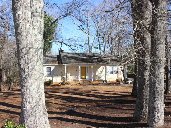 449 Meriwether Dr, Clarksville, VA 23927