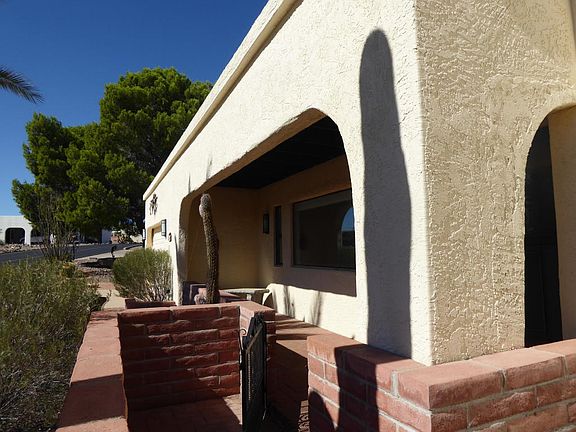 3rd image of 634 W Vista Hermosa Dr