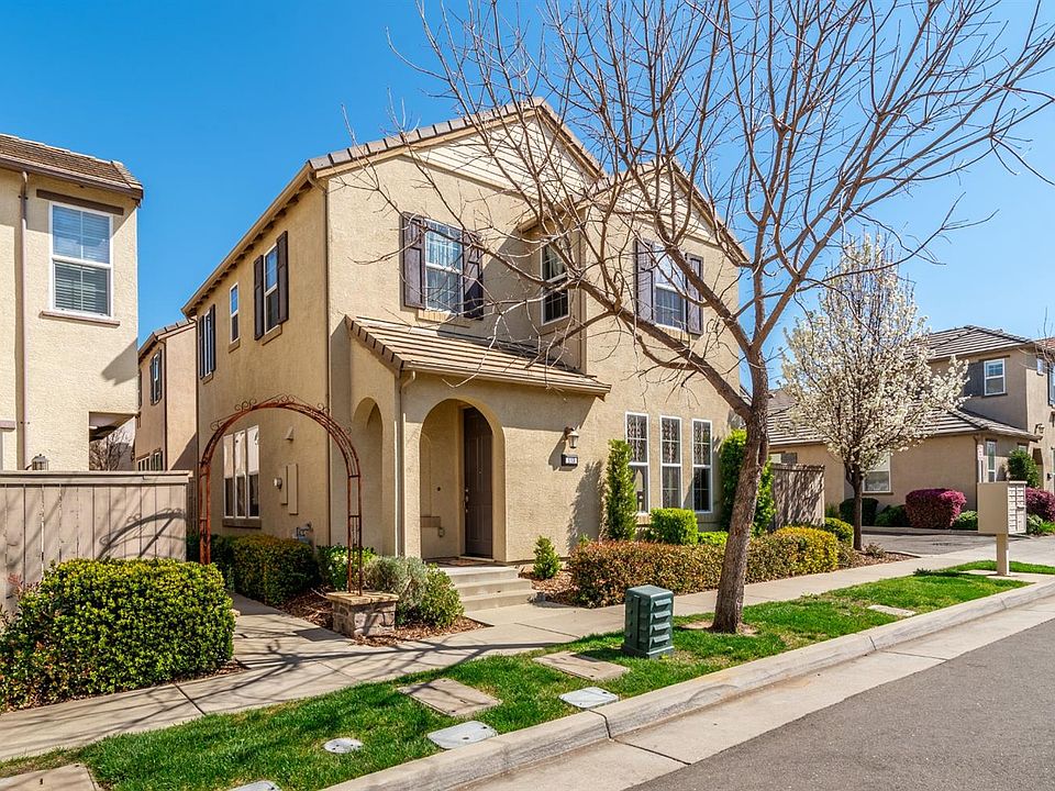 1st image of 113 Talmont Cir #113