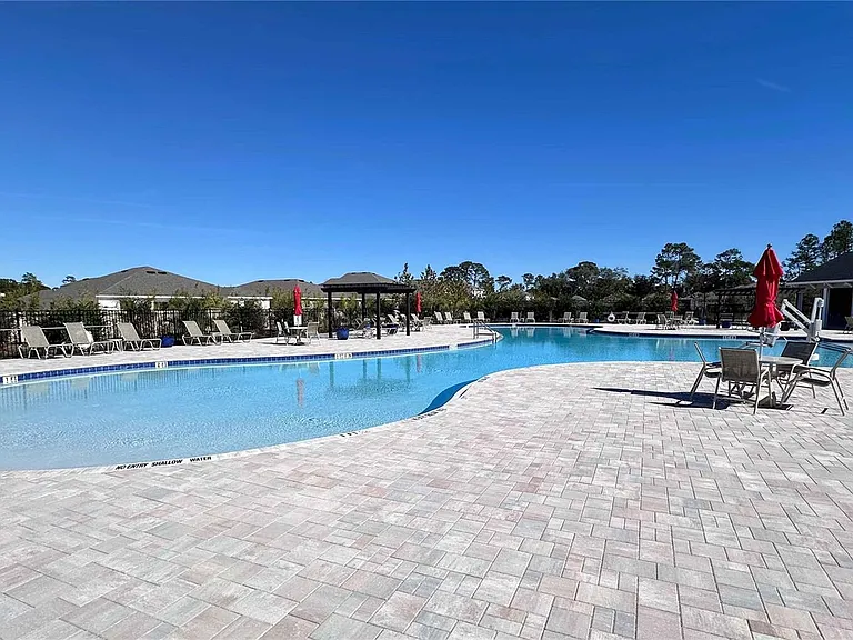 11511 Memorial Dr — Photo 5