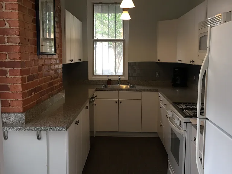 1424 Q St NW #1 — Photo 10