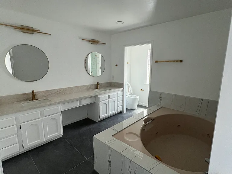 10974 Hillhaven Ave — Photo 16