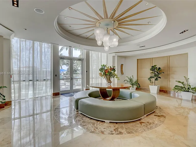 1 N Ocean Blvd #1411 — Photo 31