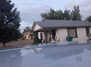 702 N Monterey Ave, Farmington, NM 87401