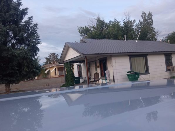 702 N Monterey Ave, Farmington, NM 87401 – 4-bedroom rental in Farmington
