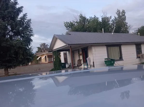 702 N Monterey Ave, Farmington, NM 87401
