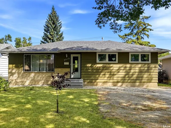 3210 Parliament AVENUE, Regina, SK S4S 2L8