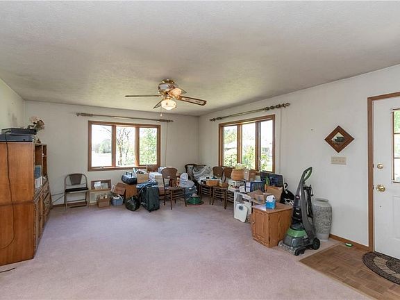 3rd image of 1287 Sycamore Ln