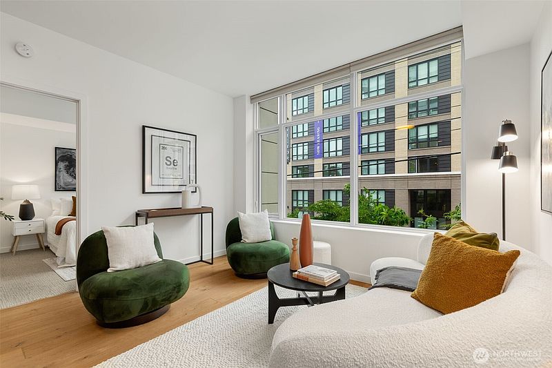 2nd image of 1321 Seneca Street #202