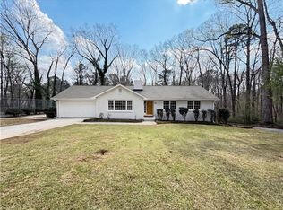 174 Lovelace Ln, Ball Ground, GA 30107