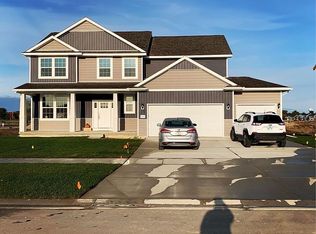 315 Trestle Dr, Howell, MI