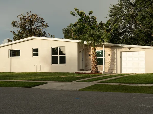 2464 Warne St, Pt Charlotte, FL 33952