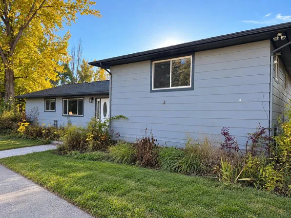 228 Fox Hill Dr, Kalispell, MT 59901