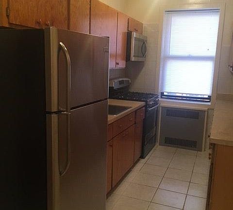 5th image of 9036 149th St APT 2T